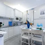 Appartamento Holidays At Laureano