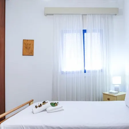 Holidays At Laureano Apartmán