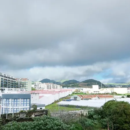 Holidays At Laureano Ponta Delgada (Sao Miguel)